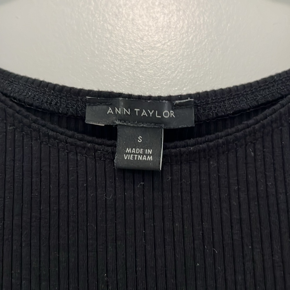 Ann Taylor black midi dress - Picture 3 of 6